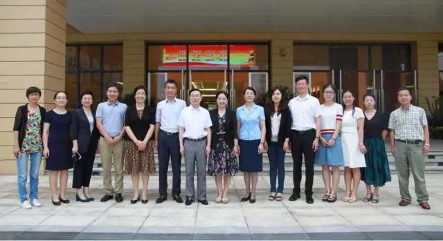 念師恩：杭州市委常委、宣傳部長(zhǎng)戚哮虎一行蒞臨北師大附中慰問參觀